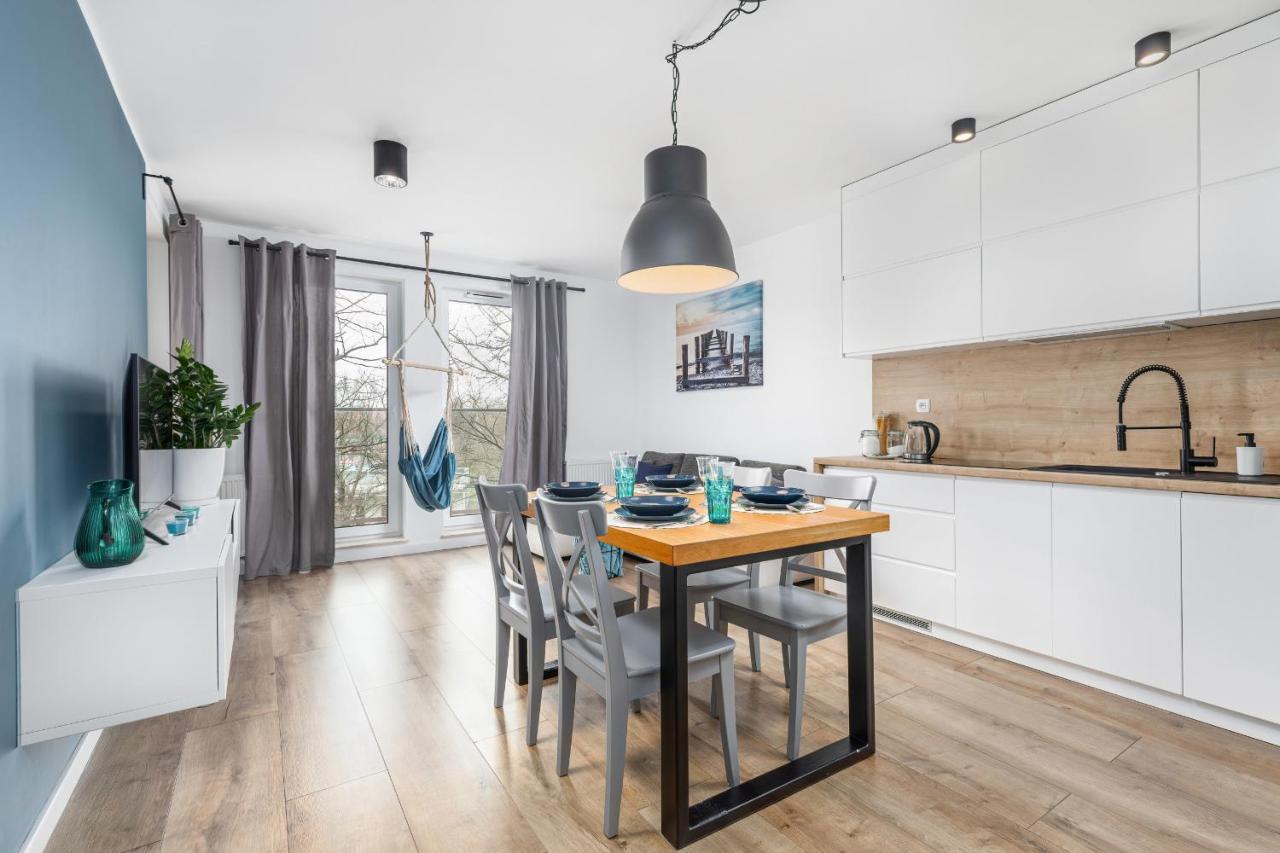 Apartamenty Wyspa Solna By Noclegi Renters كولوبرزيغ المظهر الخارجي الصورة